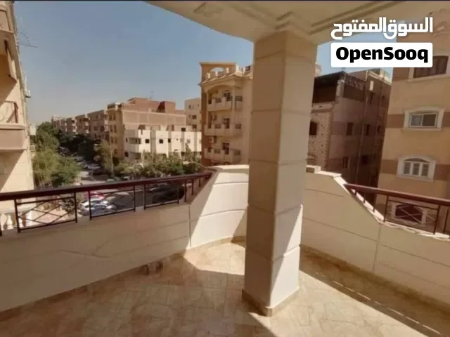 شقه للبيع في الحي الثالث