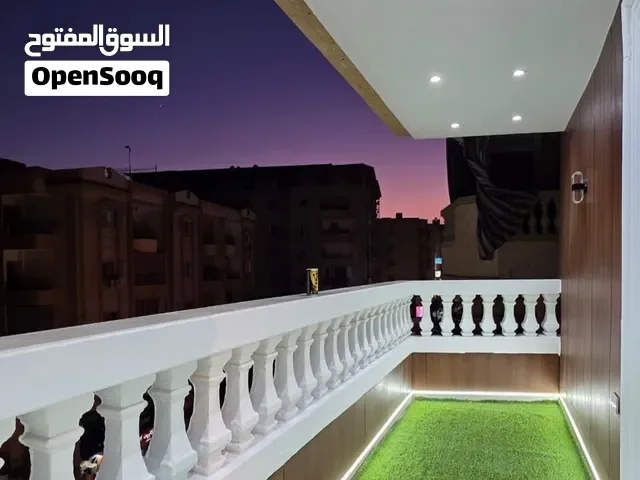 من احلى الشقق المعروضه للبيع بحدايق الاهرام