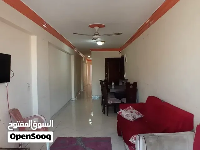 لمحبي الإستثمار والسكن الرقى شقة للبيع130م عالشارع خالد ابن الوليد الرئيسى بأرقى مواقع سيدى بشر بحرى