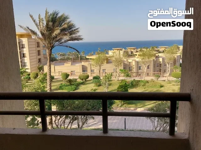 شاليه 160م للبيع, صف اول على البحر, تشطيب الترا سوبر لوكس, فى قريه جراند اوشن العين السخن
