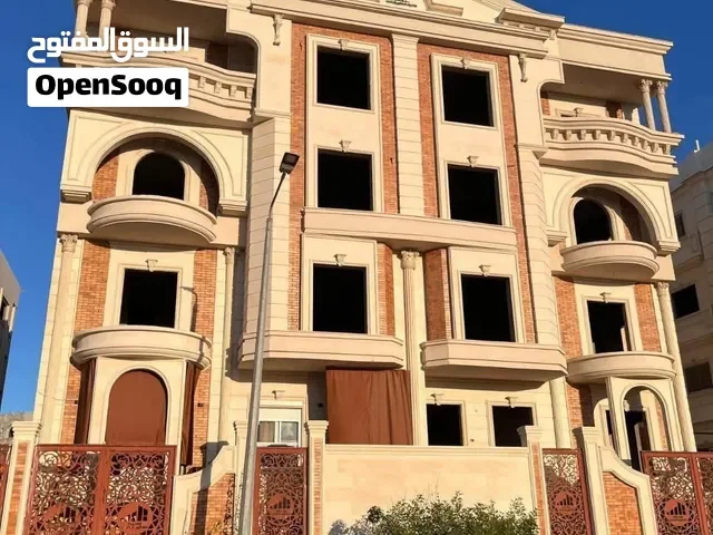 وحده سكنيه للبيع بمنطقه الأكثر تميز استلام فوري