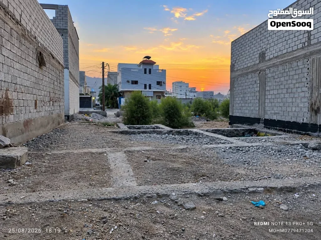 تم تنزيل السعر البيع للحاجه عشان مررض للبيع ارضيه رسميه في البريقه في البريقه في مخطط الشرطه