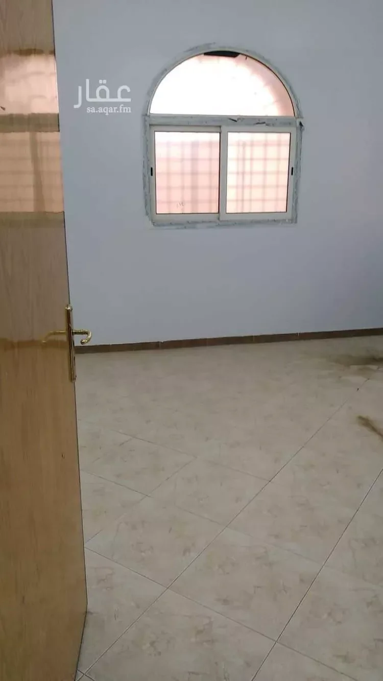 شقة للإيجار في شارع انس بن معاذ