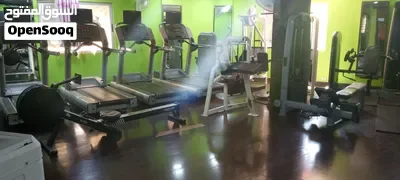 نادي رياضي للسيدات والرجال في الحصن