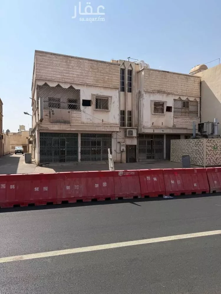 عمارة للبيع في شارع سلمان بن محمد