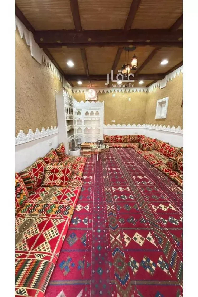 فيلا للإيجار في شارع صديان