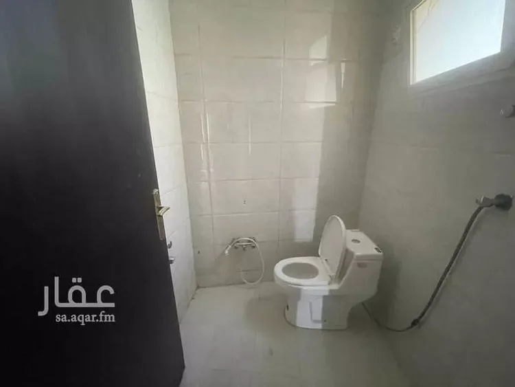 شقة للإيجار في شارع الملك سعود