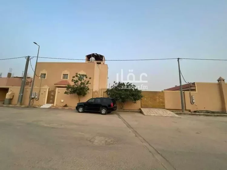 فيلا للبيع في شارع رفاعة ابن مبشر ابن الحارث الظفري