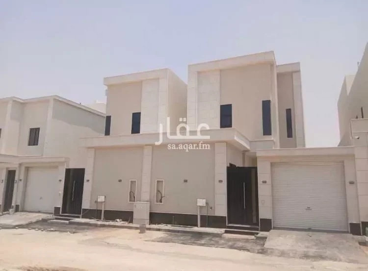 فيلا للبيع في شارع الخرج 1046