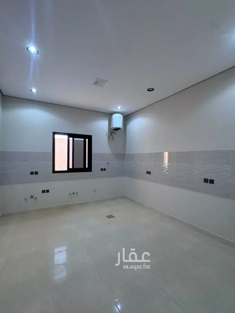فيلا للبيع في شارع غير مسمى