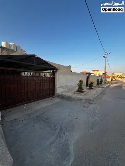 منزل للبيع في حي الحسبان بسعر مغري