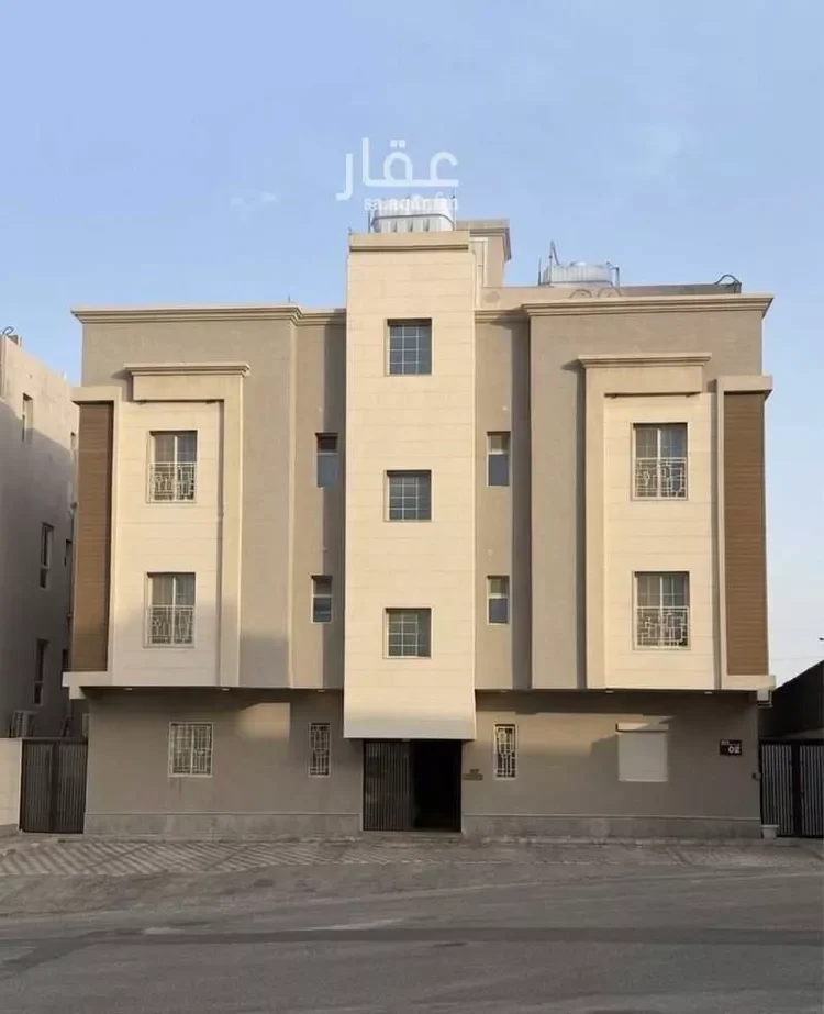 شقة للبيع في شارع حجلان — شقة في الظهران