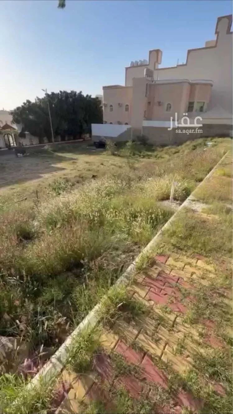 أرض للبيع في حي ال بريد