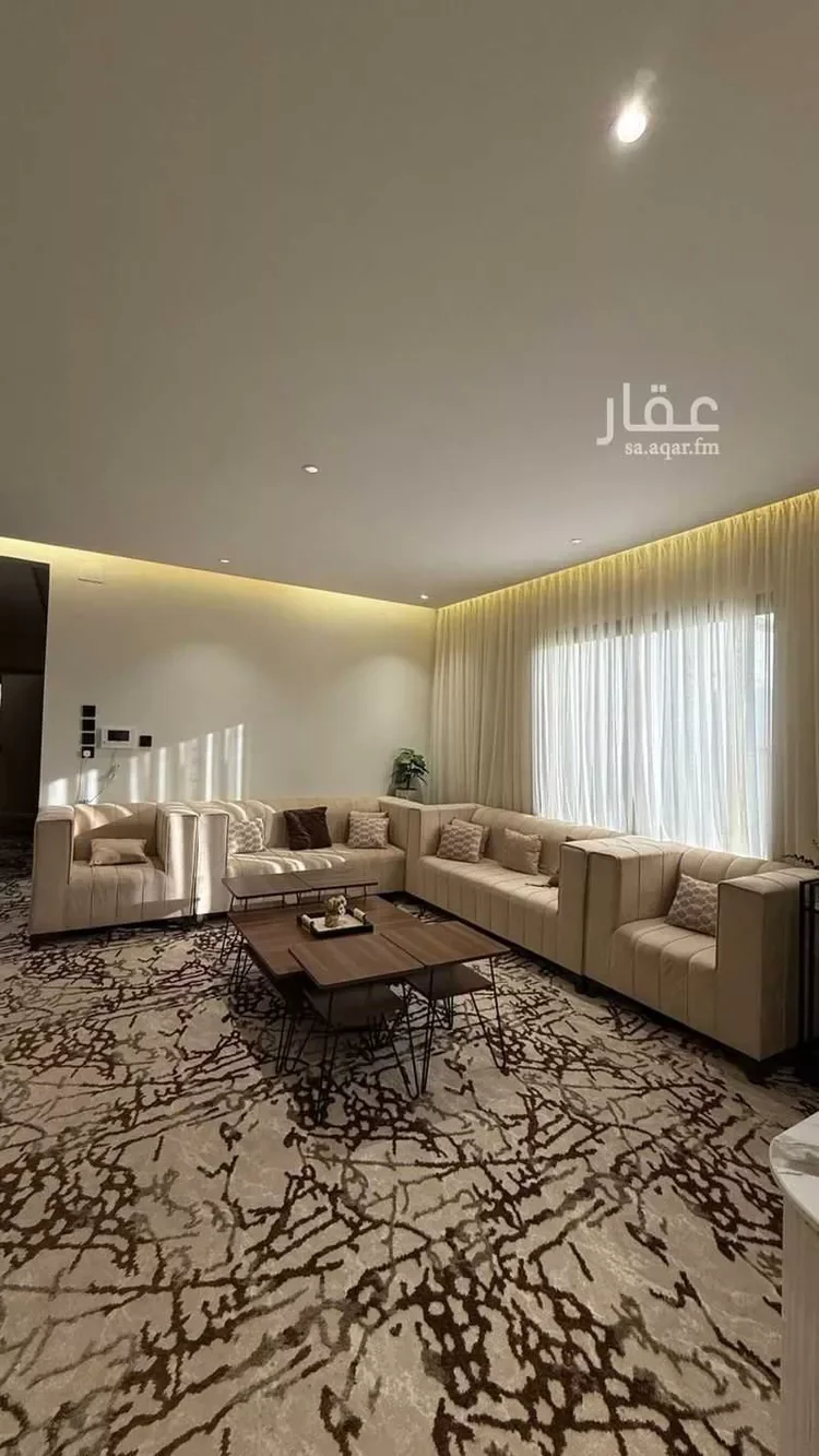 فيلا للبيع في شارع عمر ابن عامر — بيت أو فيلا في ابو عريش