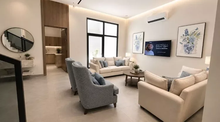 فيلا للبيع في شارع سليم بن حيان الهذلي