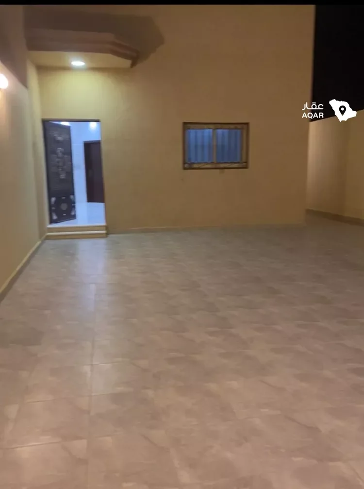 شقة للإيجار في شارع ضاحية الملك فهد 94
