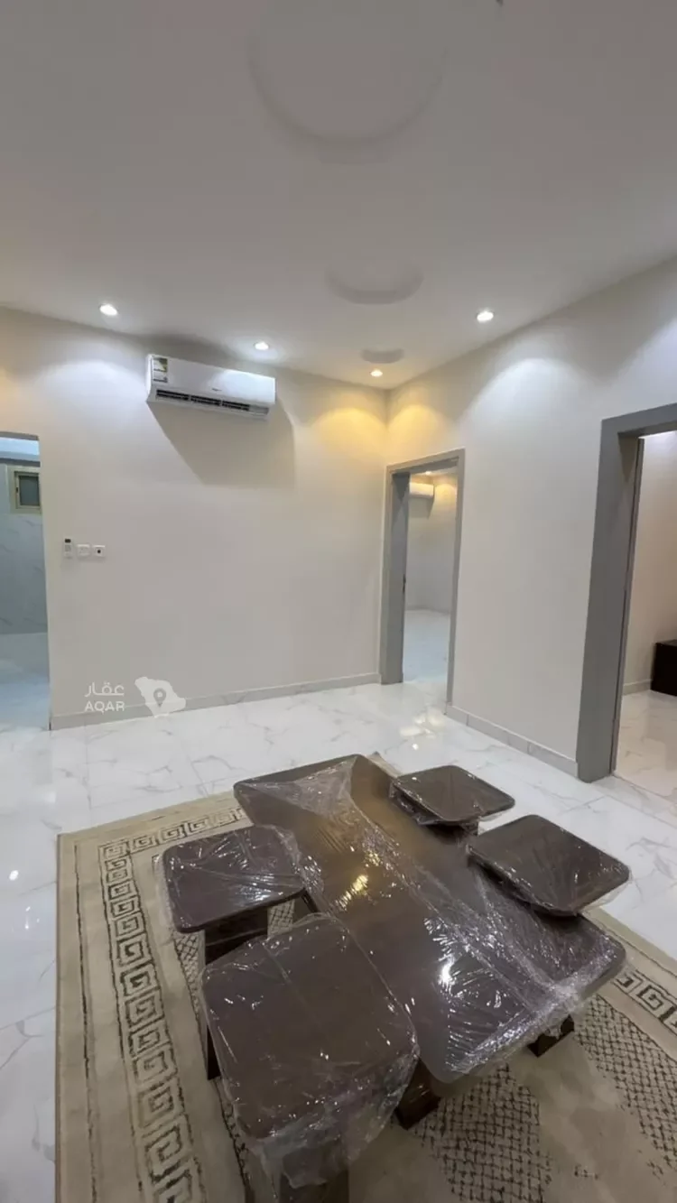 شقة للإيجار في شارع 4476196