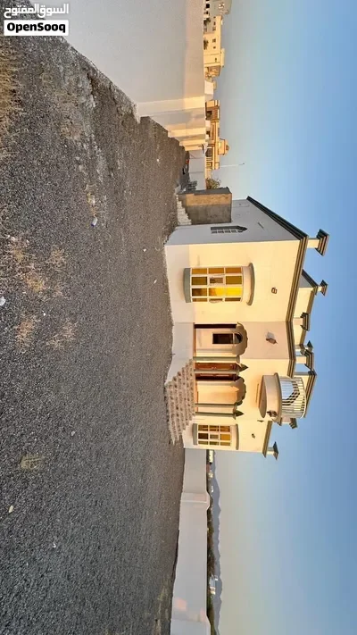 منزل مؤثث كامل للبيع قريب من جامعة التقنية