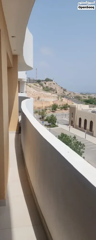للبيع شقة راقية واسعة في القرم سيح المالح باطلالة مميزة على PDO