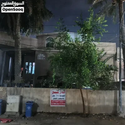 بيت طابقين للبيع المساحه 300م – 6 غرف – حي القاهرة – موقع مميز