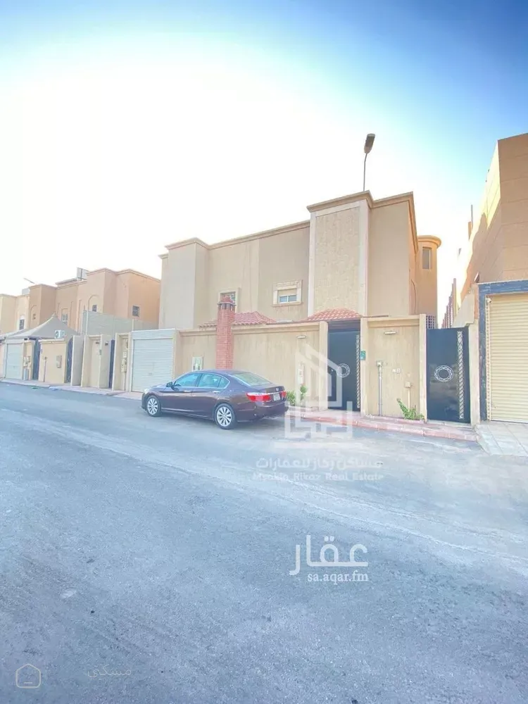 فيلا في شارع جلوي بن عبدالمحسن