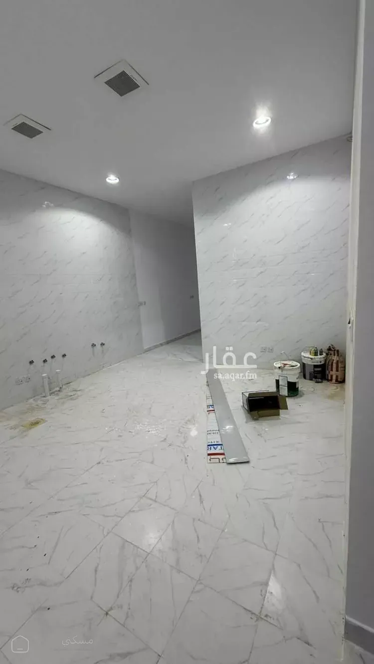 عمارة للبيع في شارع النهضة 10