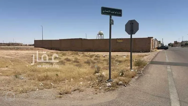 أرض للبيع في شارع احد