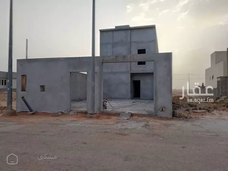 فيلا للبيع في شارع 24834459