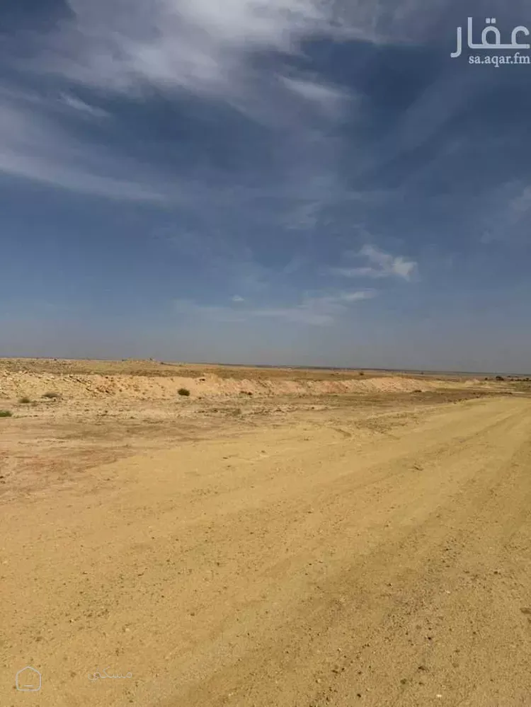 أرض للبيع في حي الجعله