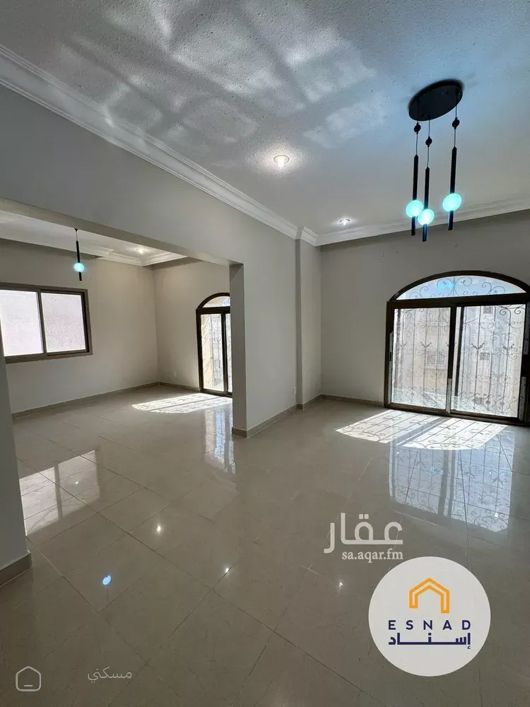 شقة للبيع في شارع 12ج