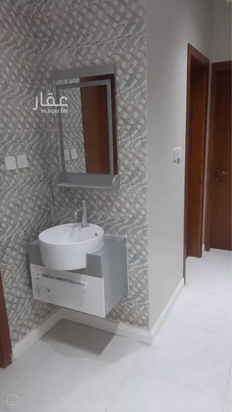 فيلا للبيع في شارع 19398980