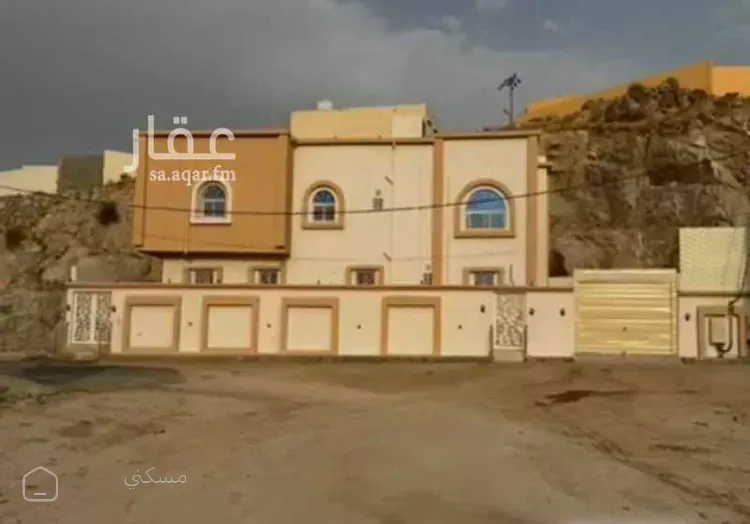 عمارة للبيع في حي العروبة
