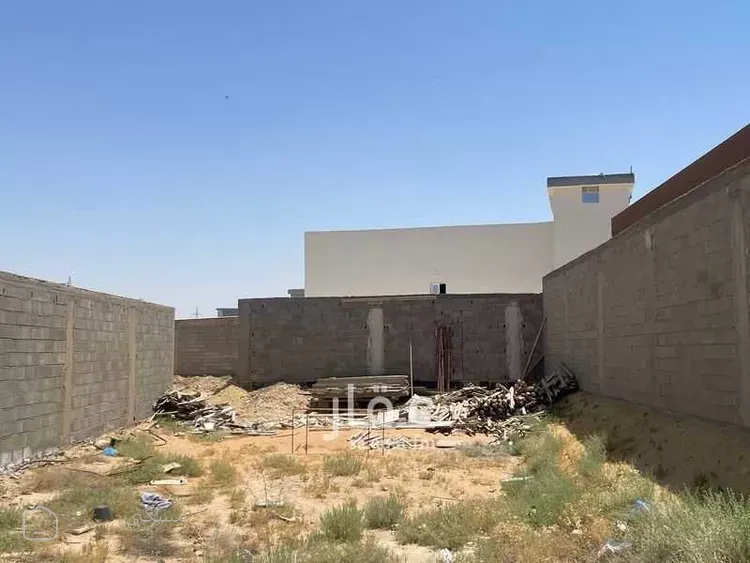 أرض للبيع في شارع طلحة بن البراء