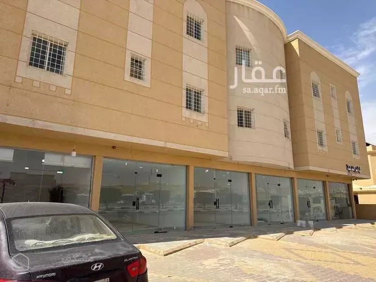 محل للإيجار في شارع العليا 16