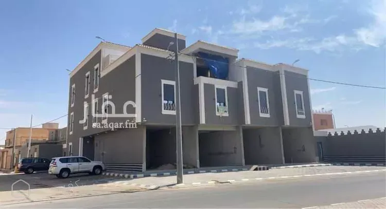 عمارة للبيع في شارع الملك خالد بن عبدالعزيز