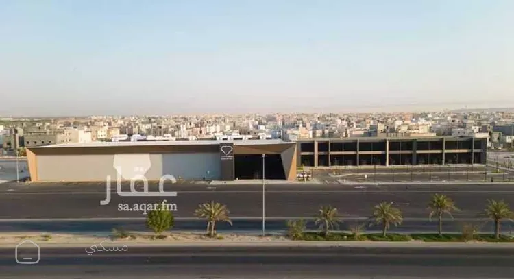 محل للإيجار في شارع طريق الهفوف - العقير