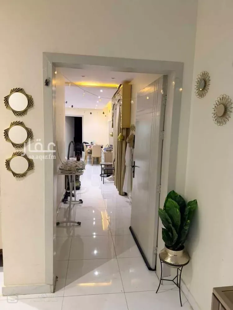 شقة للبيع في شارع 26269490