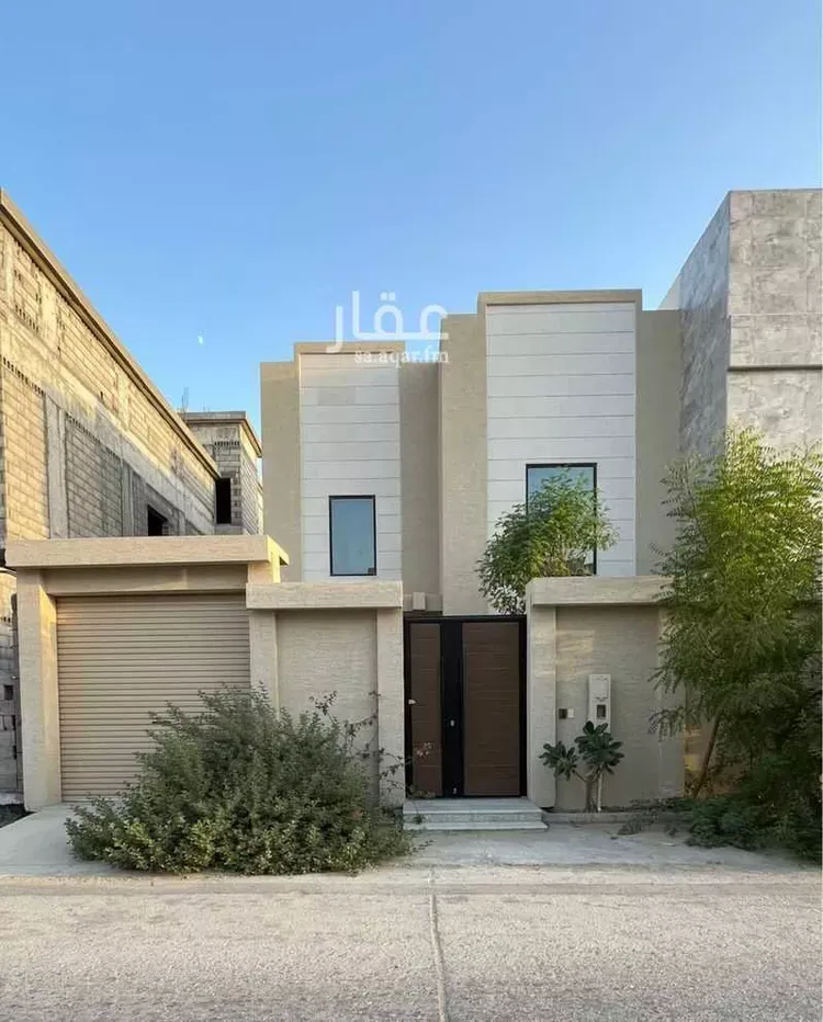 فيلا للإيجار في شارع 4924182