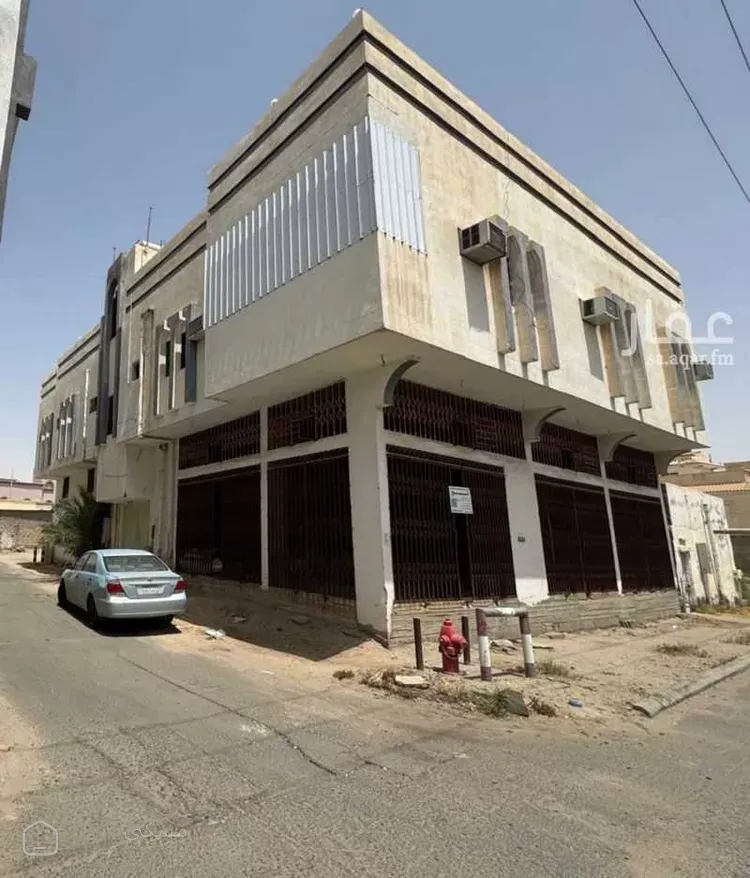 عمارة للبيع في شارع الملك عبدالعزيز