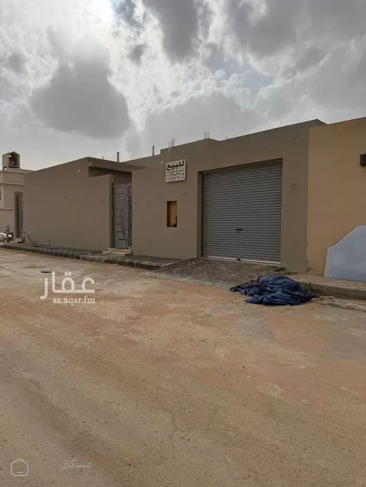 فيلا للبيع في شارع مخطط الاراضي البيضاء 47