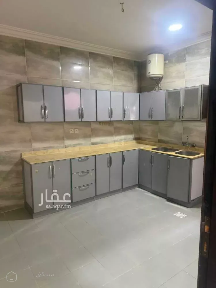 شقة للإيجار في شارع 7 هـ