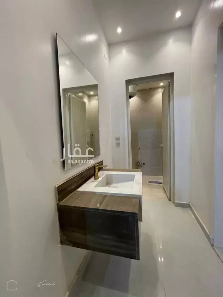 فيلا للبيع في حي النخيل