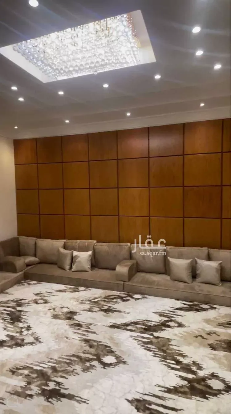 فيلا للإيجار في شارع 1969161