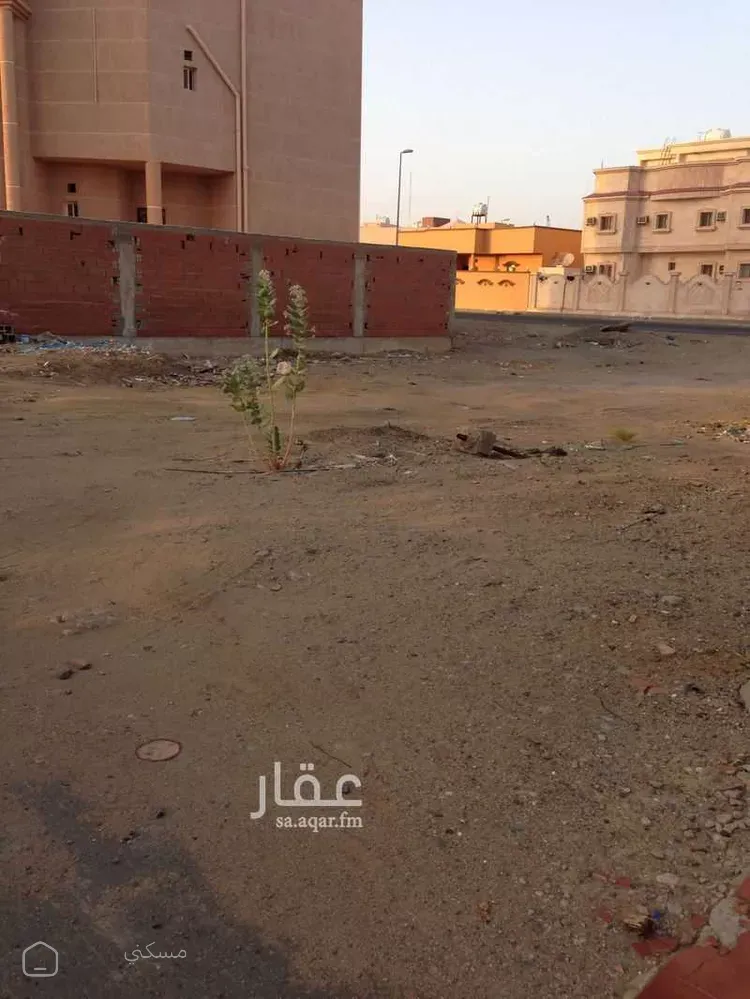 أرض للبيع في شارع 4735534
