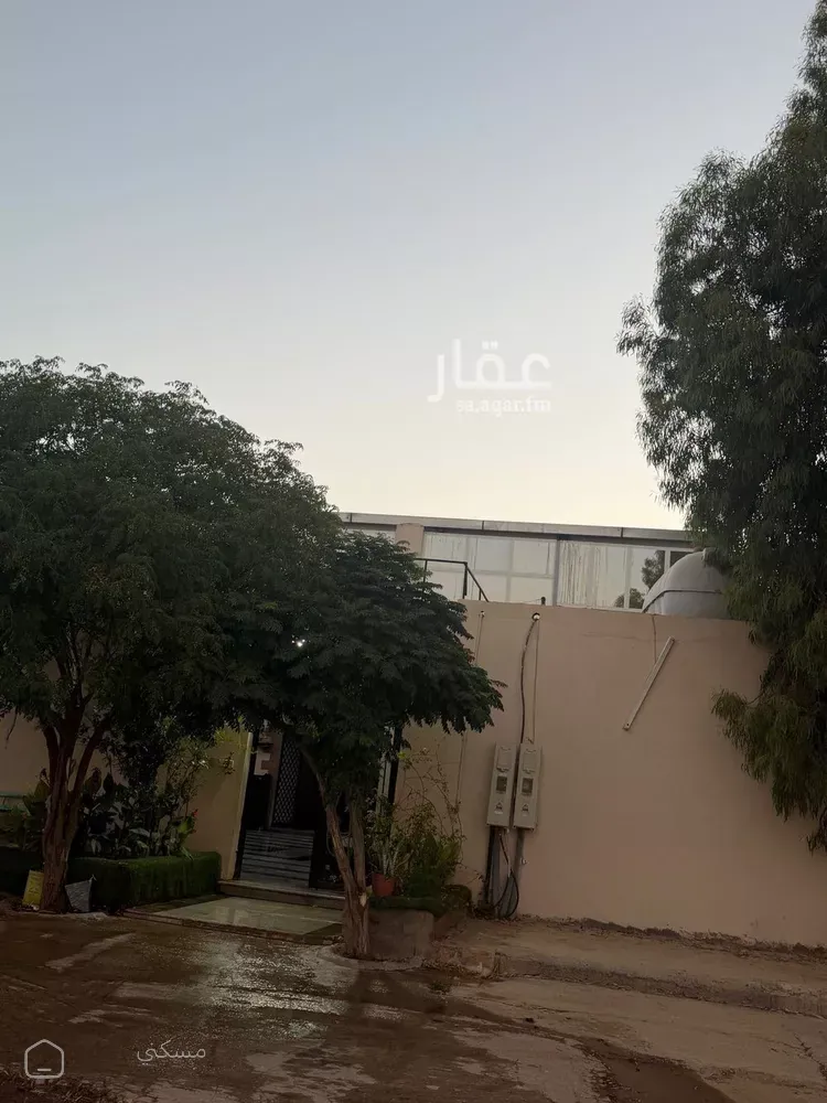 فيلا للبيع في حي الزيتون