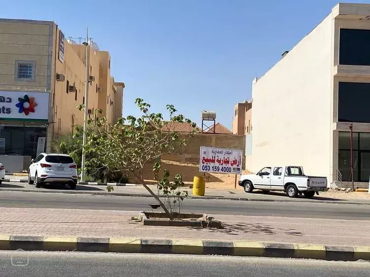 أرض للبيع في شارع الامير فيصل ابن خالد ابن سلطان ابن عدالعزيز