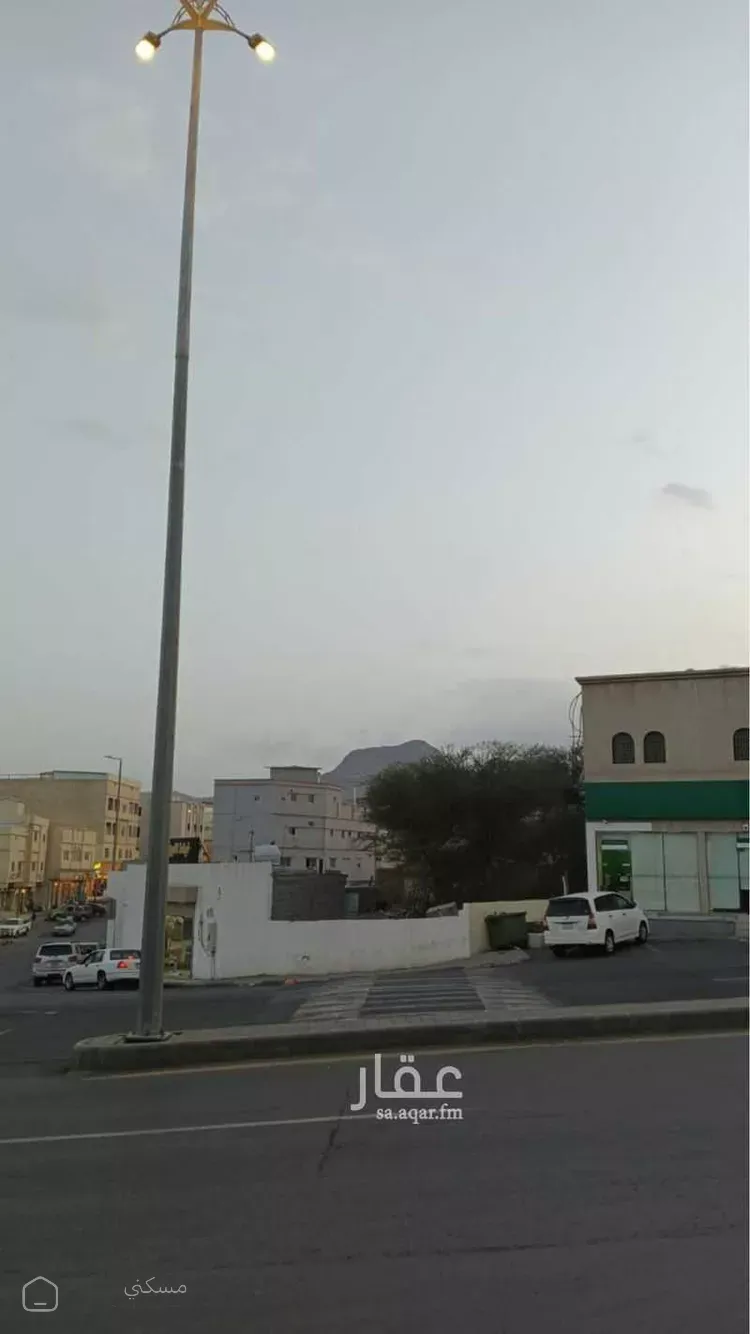 أرض للبيع في شارع القادسية