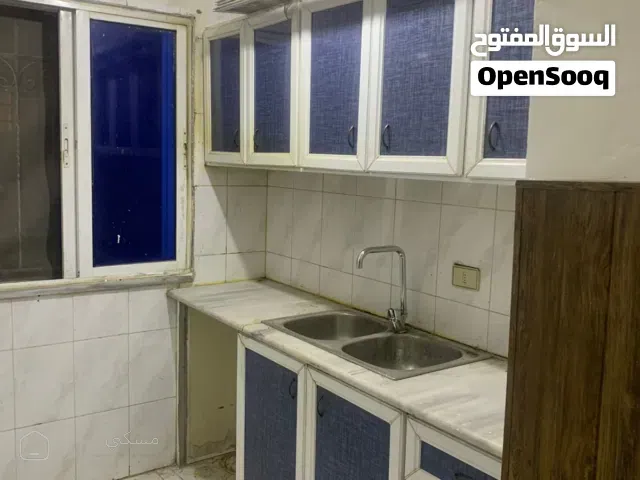 شقة للايجار و شرق مدارس دار العلوم