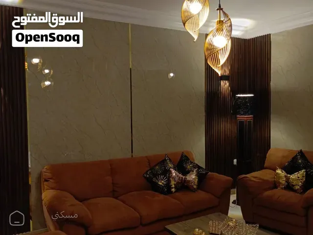 شقة VIP مميزه قريبه من كل الخدمات للايجار (أسبوعي، شهري، سنوي ) خلف ارابيلا مول