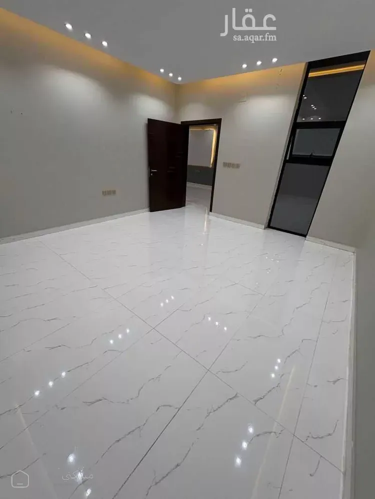 فيلا للإيجار في شارع 1913877